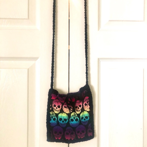 🖤 Handmade Skull Crochet Crossbody Bag. - Picture 2 of 4